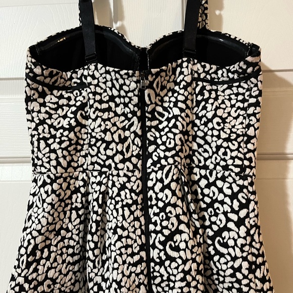 GUESS Leopard Bustier Top Corset like, black and white, Medium - Picture 6 of 9